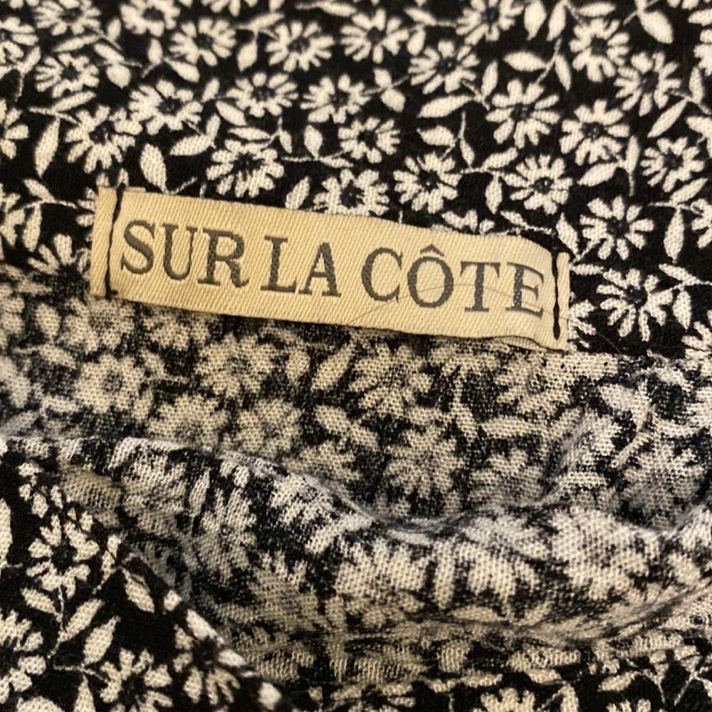 Sur La Cote Marea Skirt Black And White Floral Mini Wrap Skirt . Size M — image 6 of 8